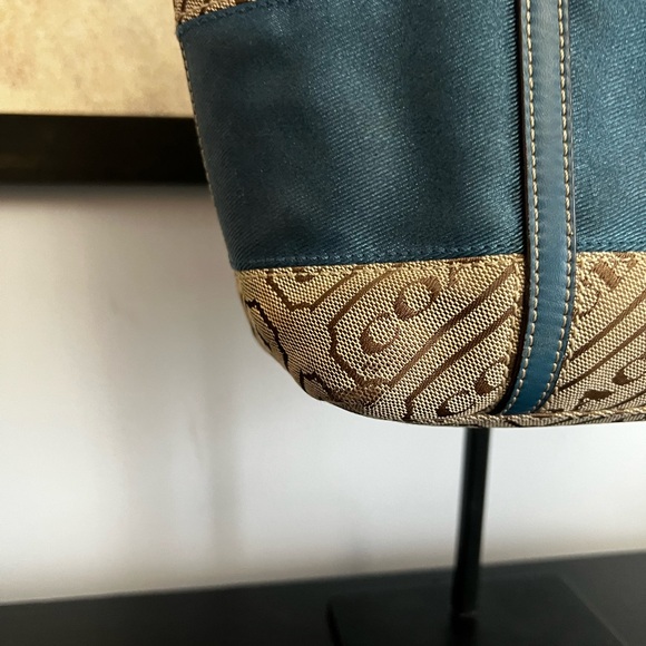 Coach Blue & Tan Signature Tag Blue Shoulder Tote - Picture 12 of 13